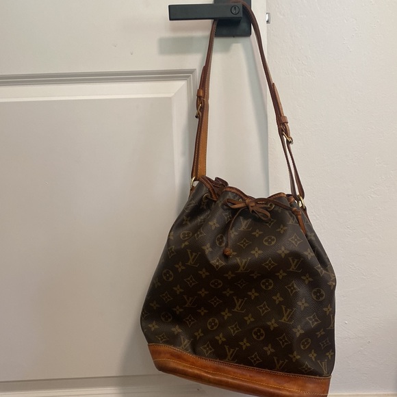 Louis Vuitton Noé Bag Authenticated - Picture 3 of 17